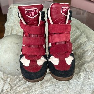 Skechers wedges ankle boots-liked sneakers.